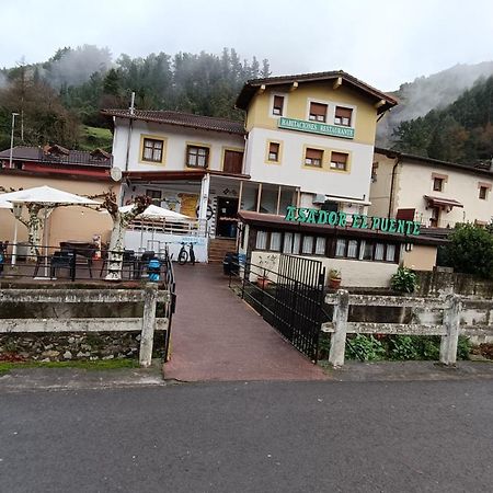 San Pedro de Galdames Habitaciones Restaurante Asador El Puente Galdames المظهر الخارجي الصورة